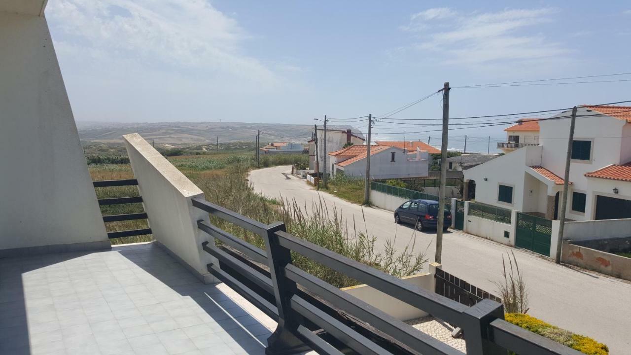 Villa da Praia Azul Silveira  Esterno foto