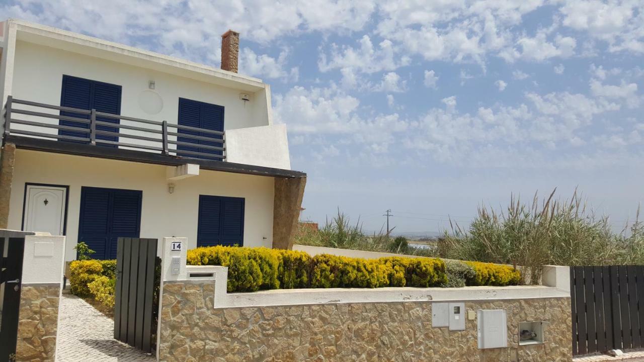 Villa da Praia Azul Silveira  Esterno foto