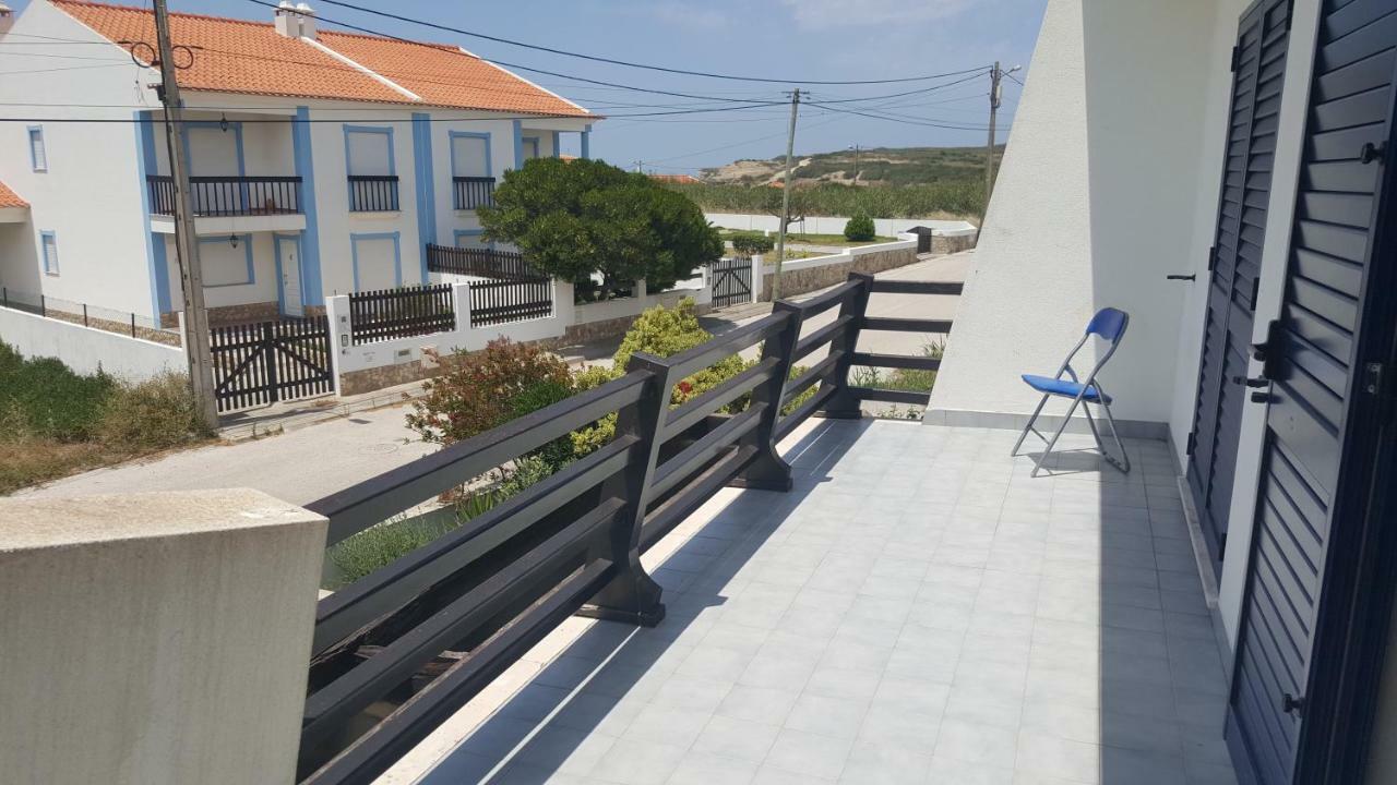 Villa da Praia Azul Silveira  Esterno foto